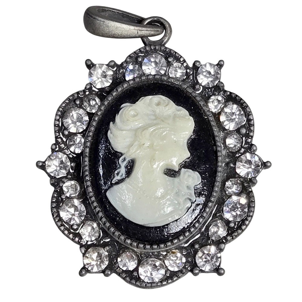 VTG‎ Cameo Pendant Rhinestone Victorian Goth Steampunk Silver Tone Charm